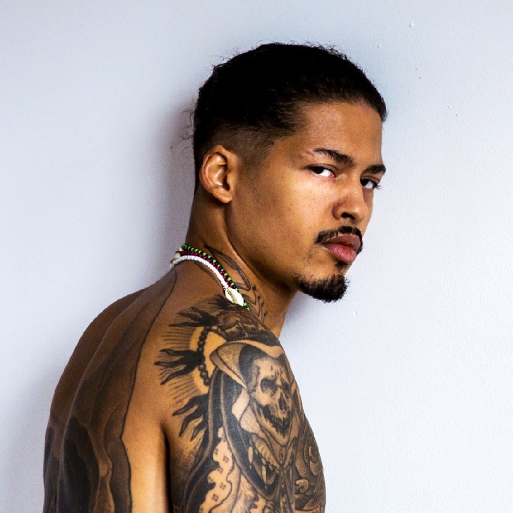 Meet your Posher, Anderson